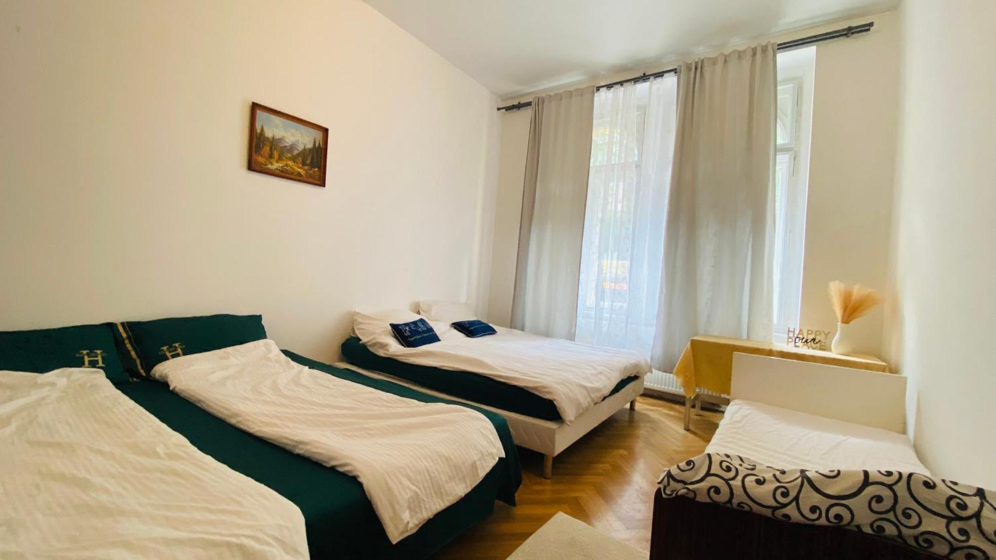 Hotel Apartment In Prague 2 Square Екстериор снимка